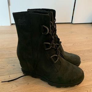 Sorel Women’s Joan Of Arc Wedge Lace Up Booties